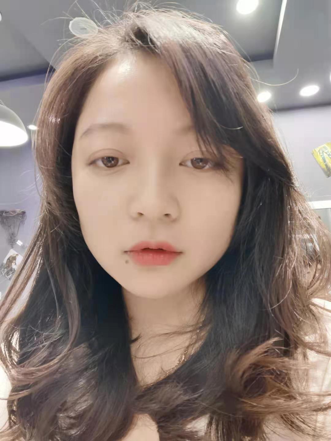 熊教员 照片