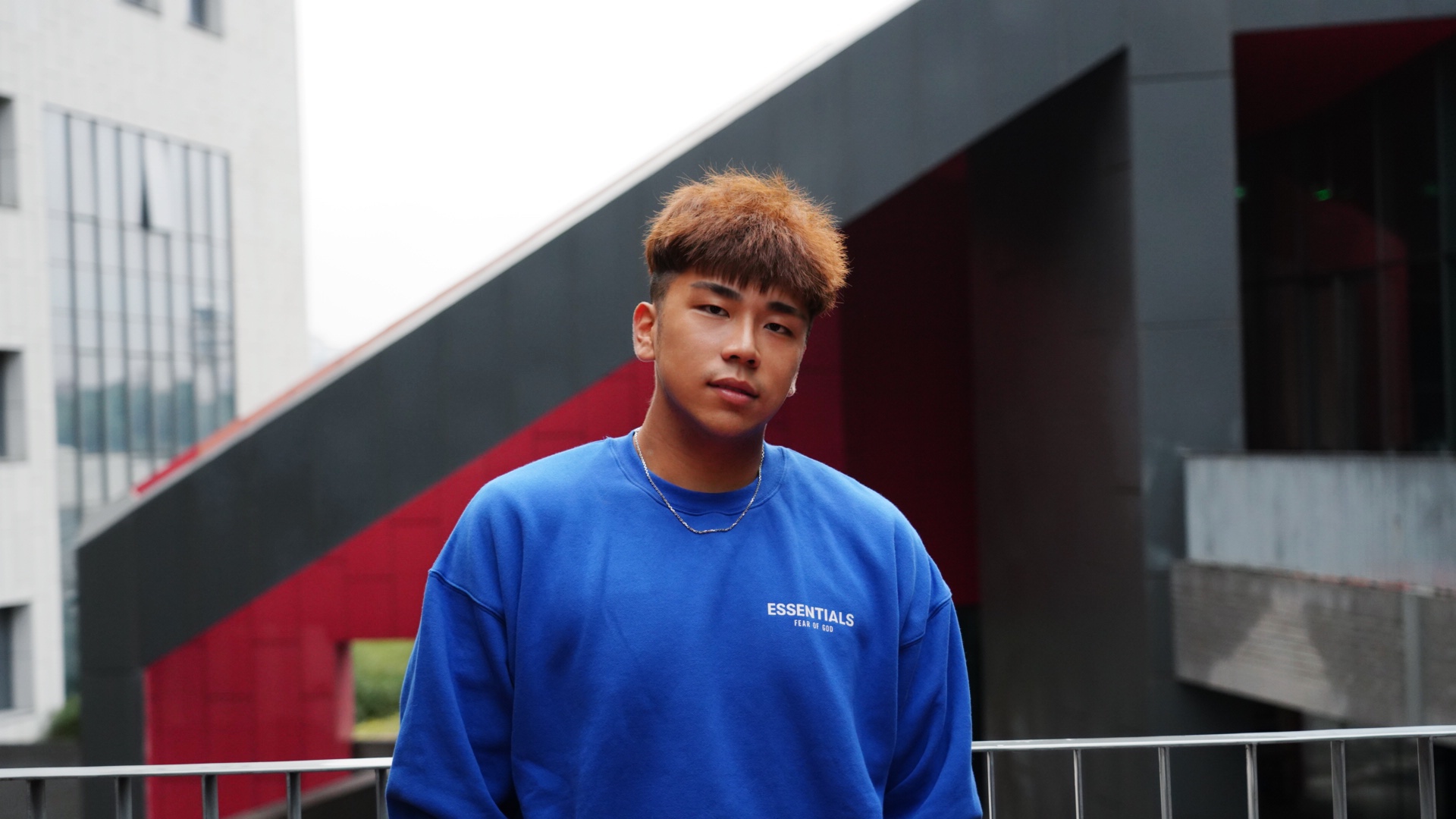 张教员 照片