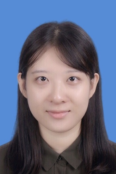 李教员 照片