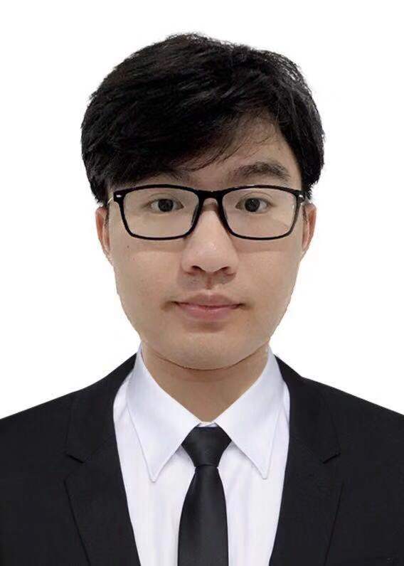 李教员 照片