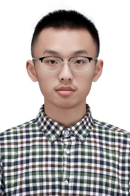 李教员 照片