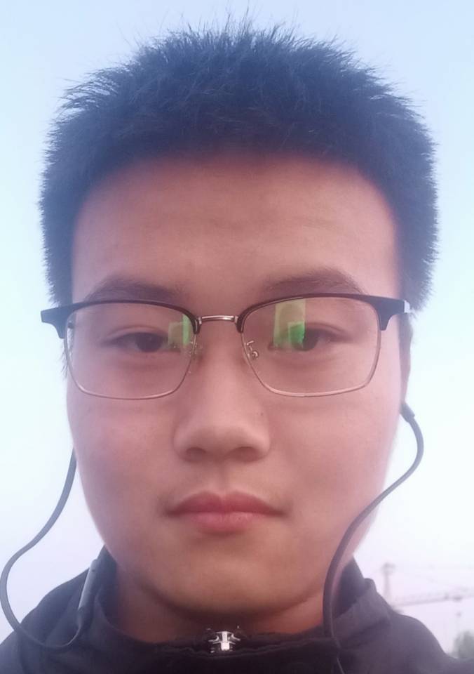 刘教员 照片