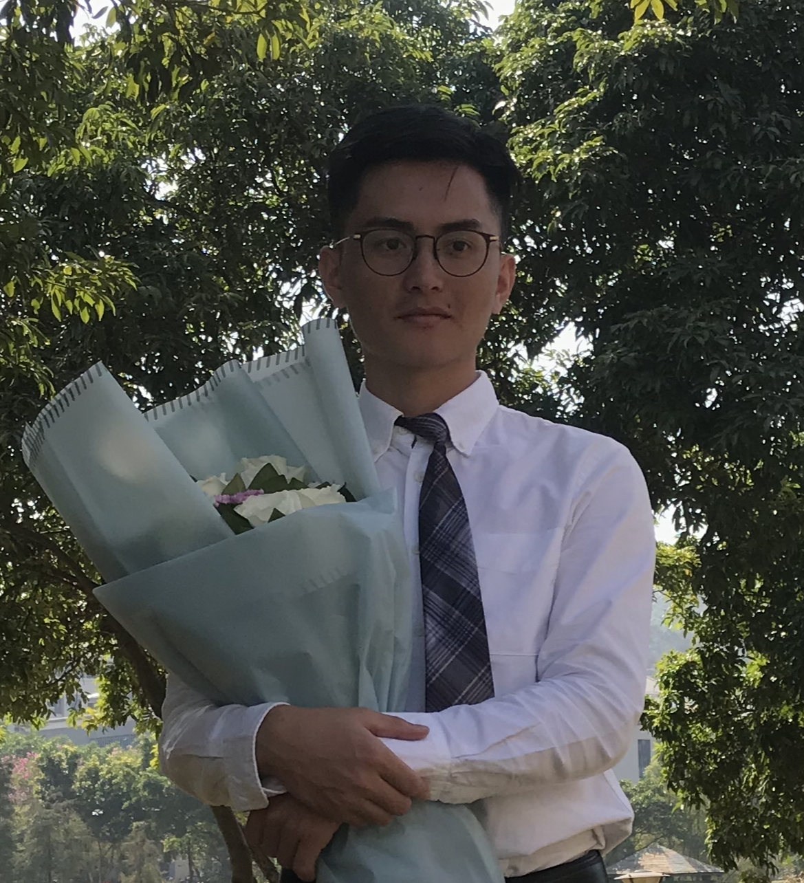 林教员 照片