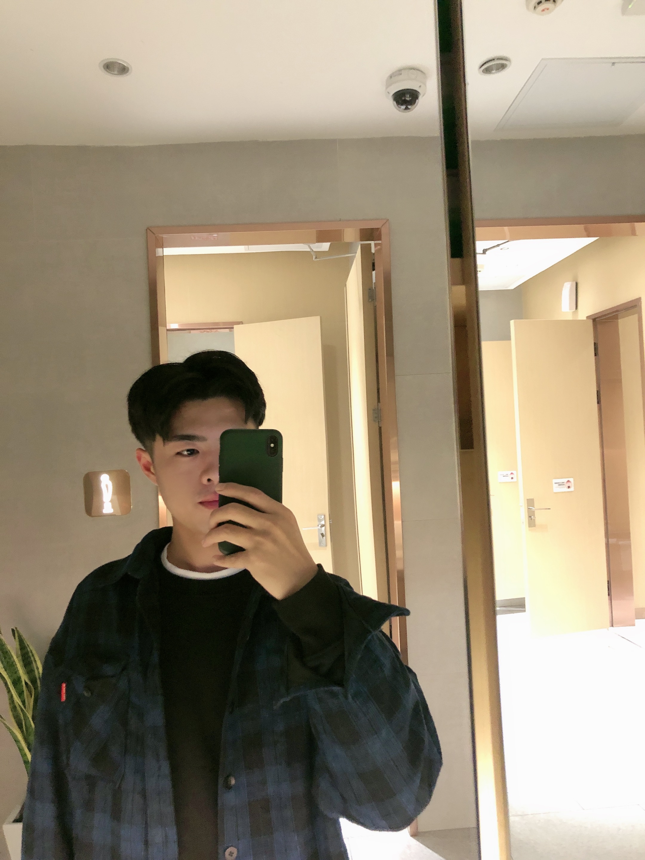 刘教员 照片