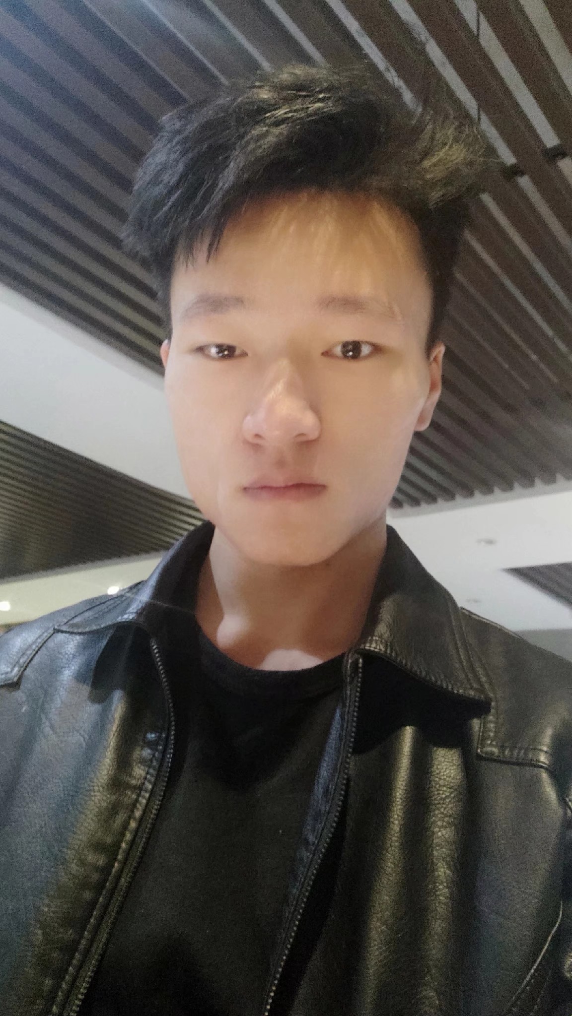 张教员 照片