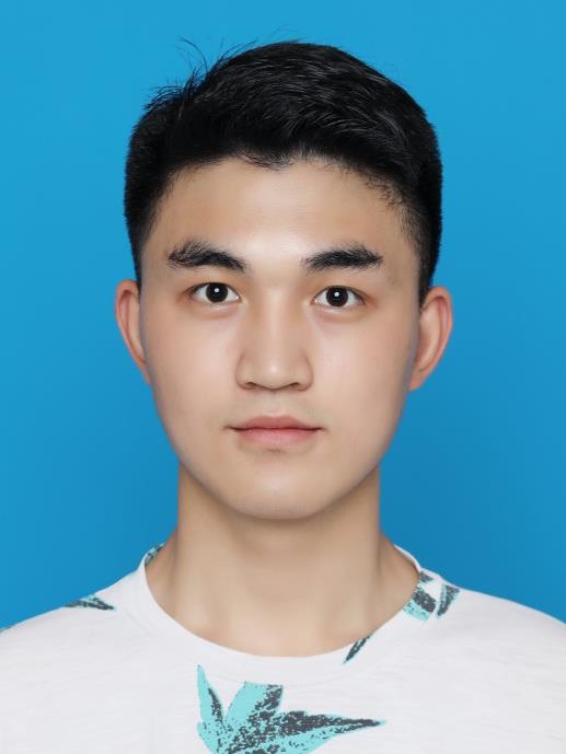 纪教员 照片