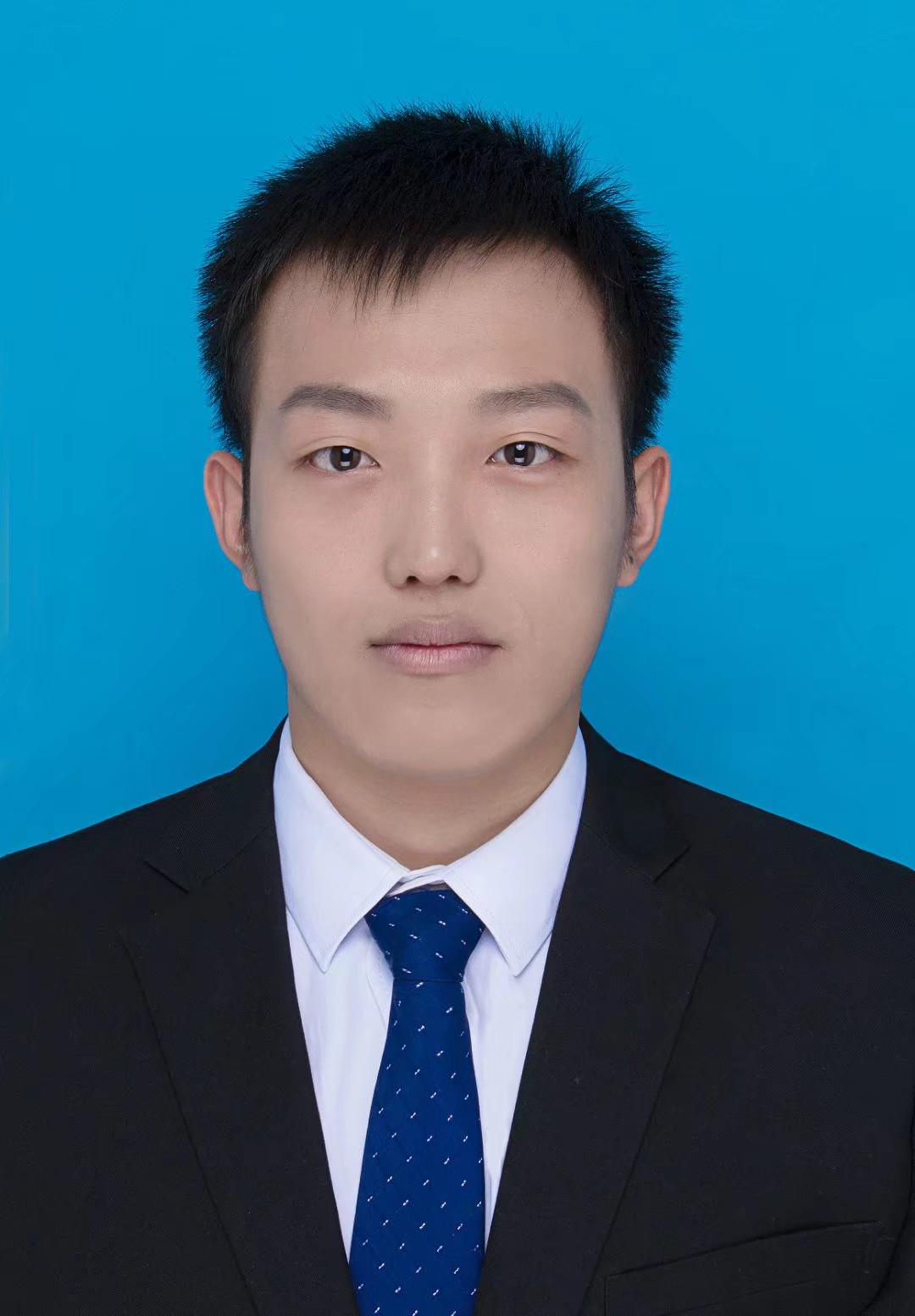 关教员 照片