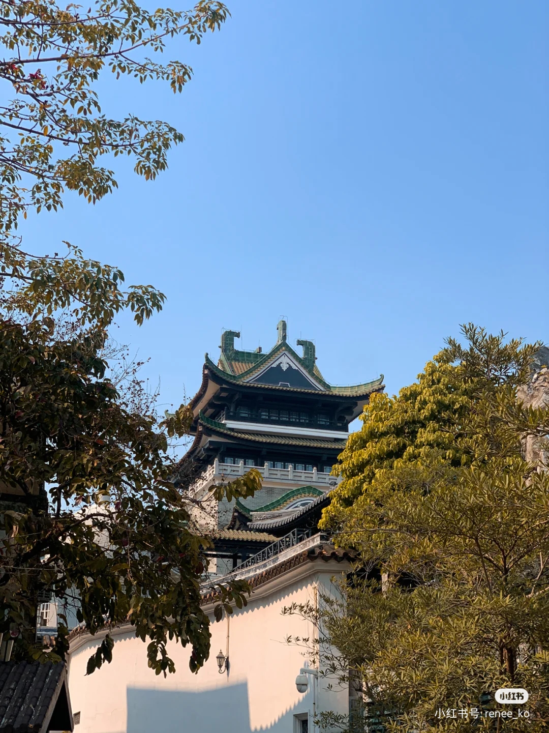 吴教员 照片