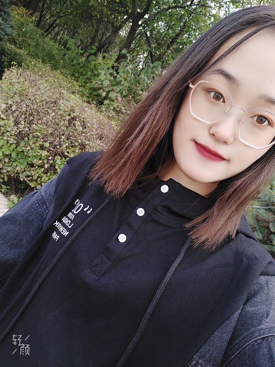徐教员 照片