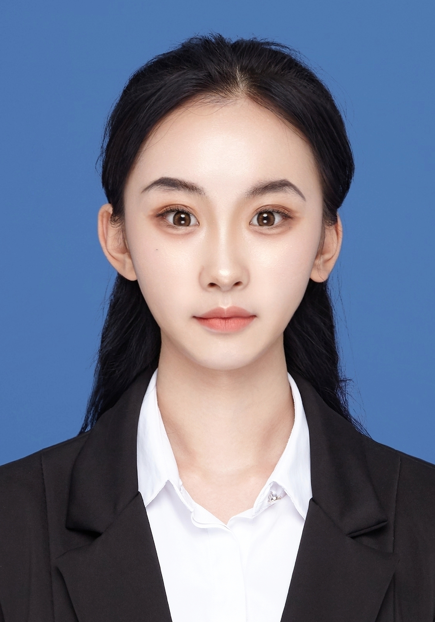 王教员 照片