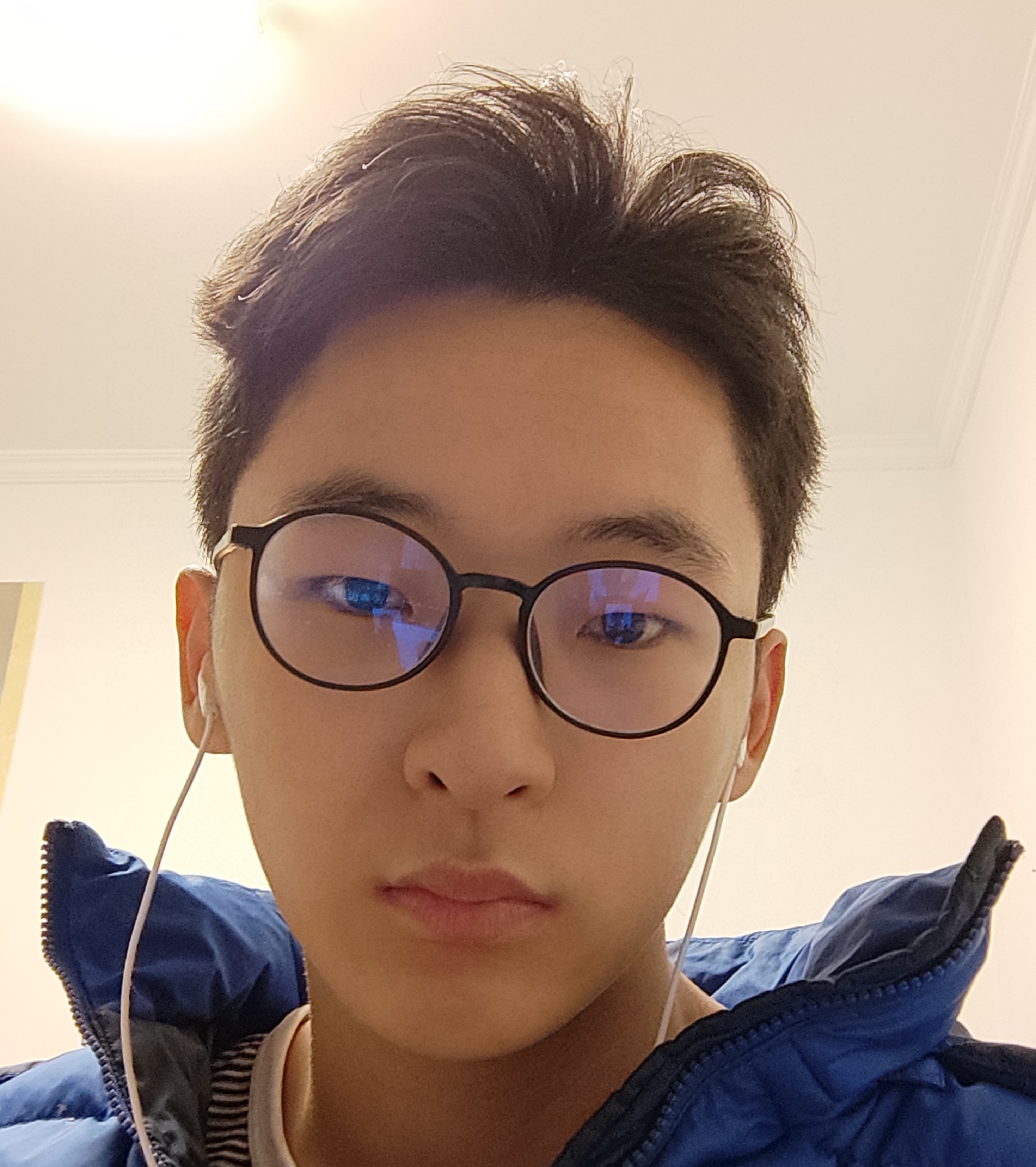 李教员 照片
