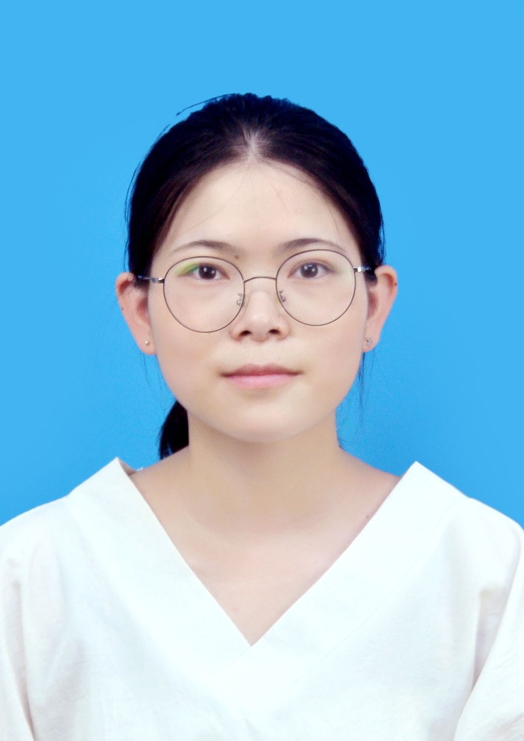 黄教员 照片