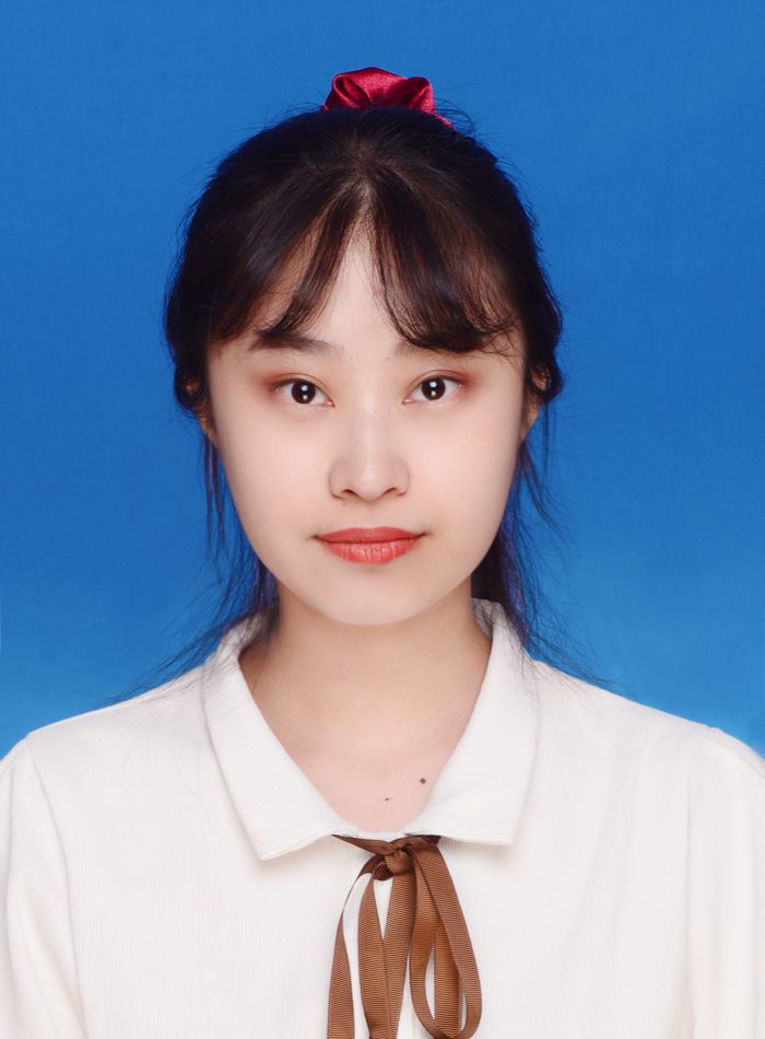 张教员 照片