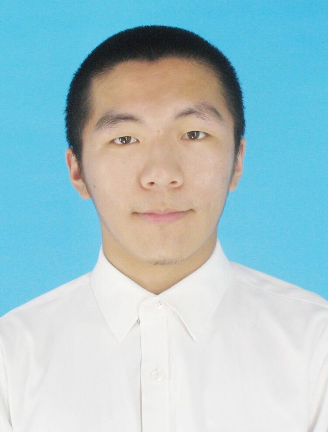 梁教员 照片