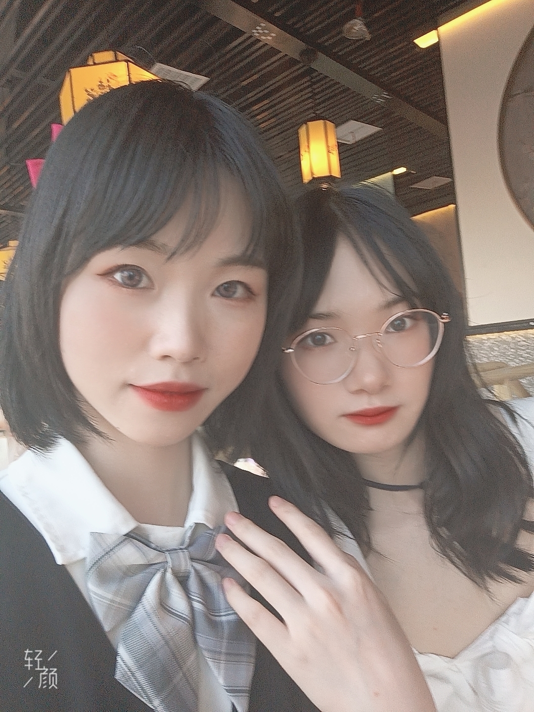 颜教员 照片