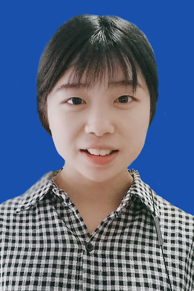 何教员 照片