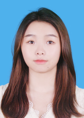 李教员 照片