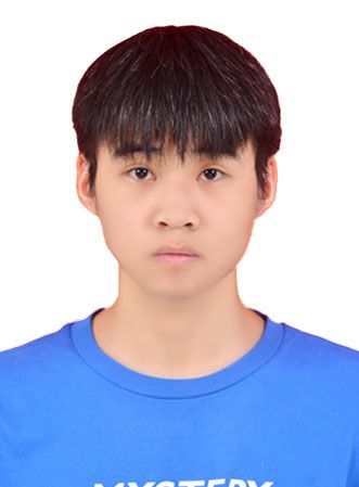 龙教员 照片