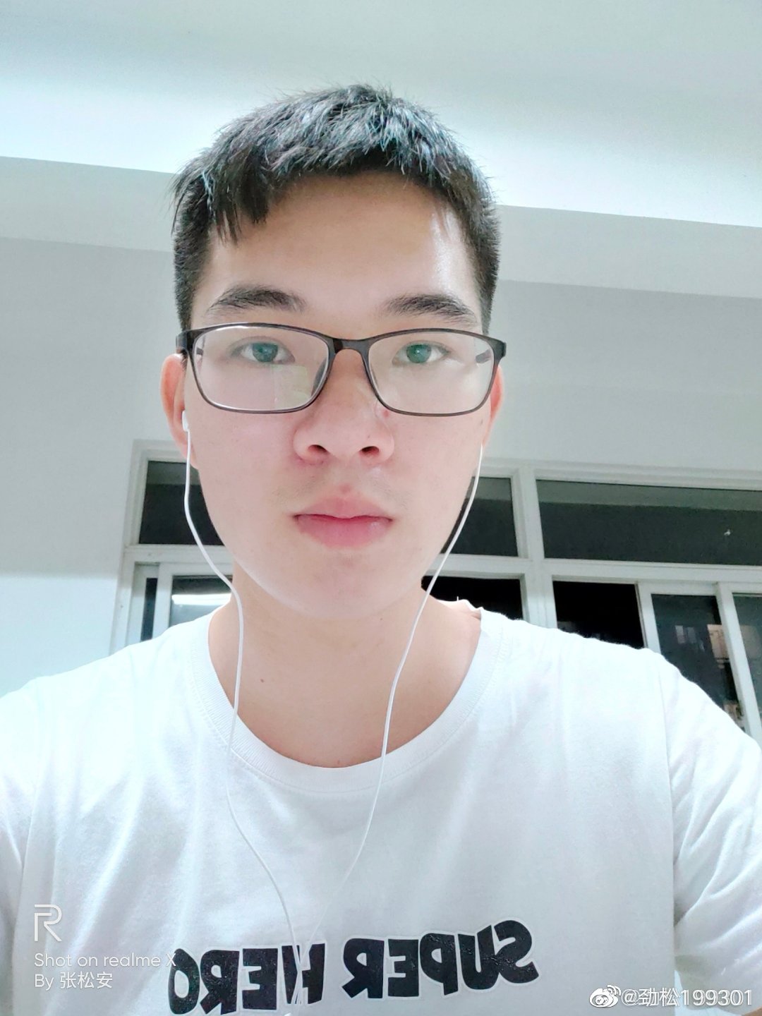 张教员 照片