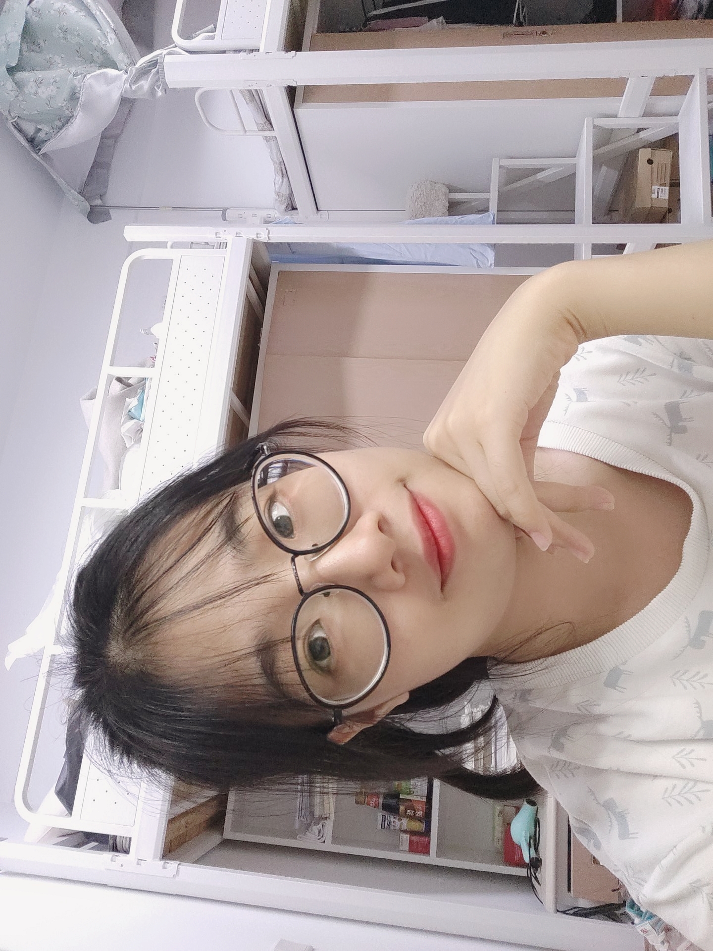 严教员 照片