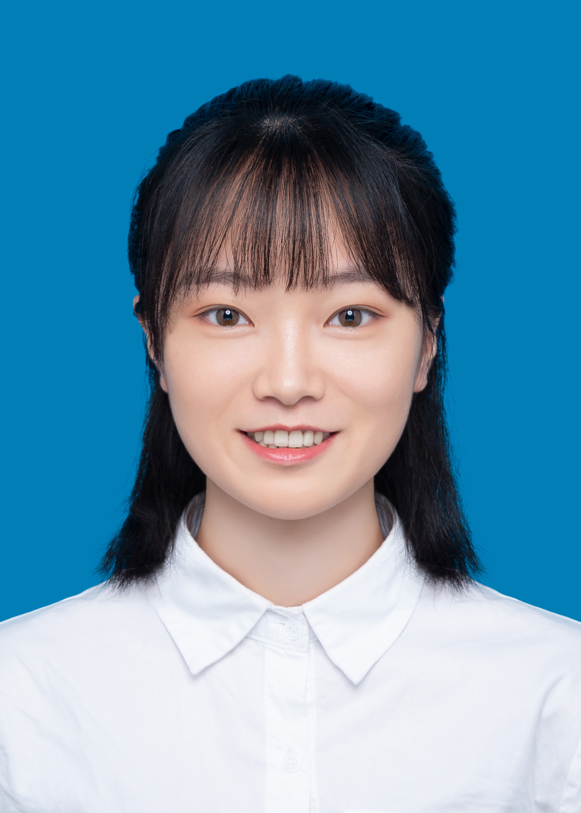 任教员 照片