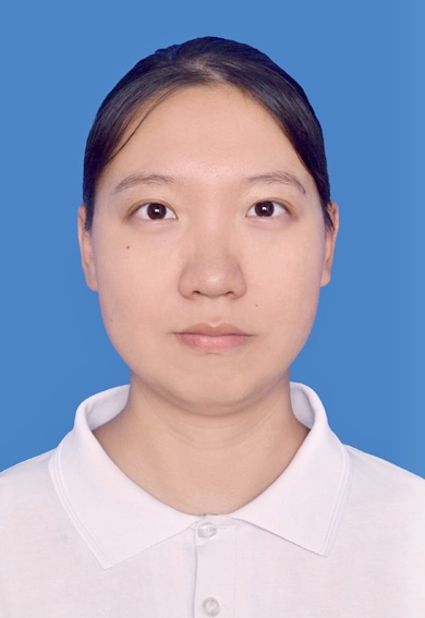 李教员 照片