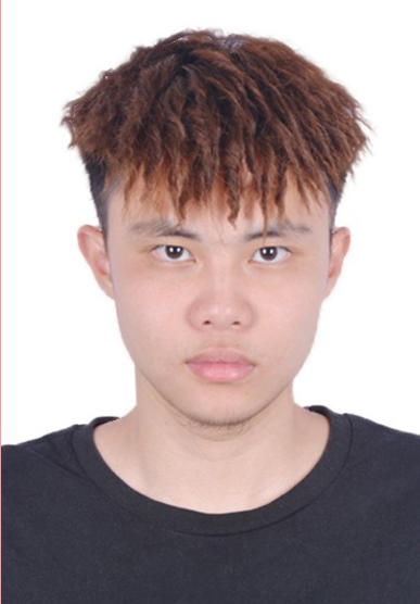 梁教员 照片
