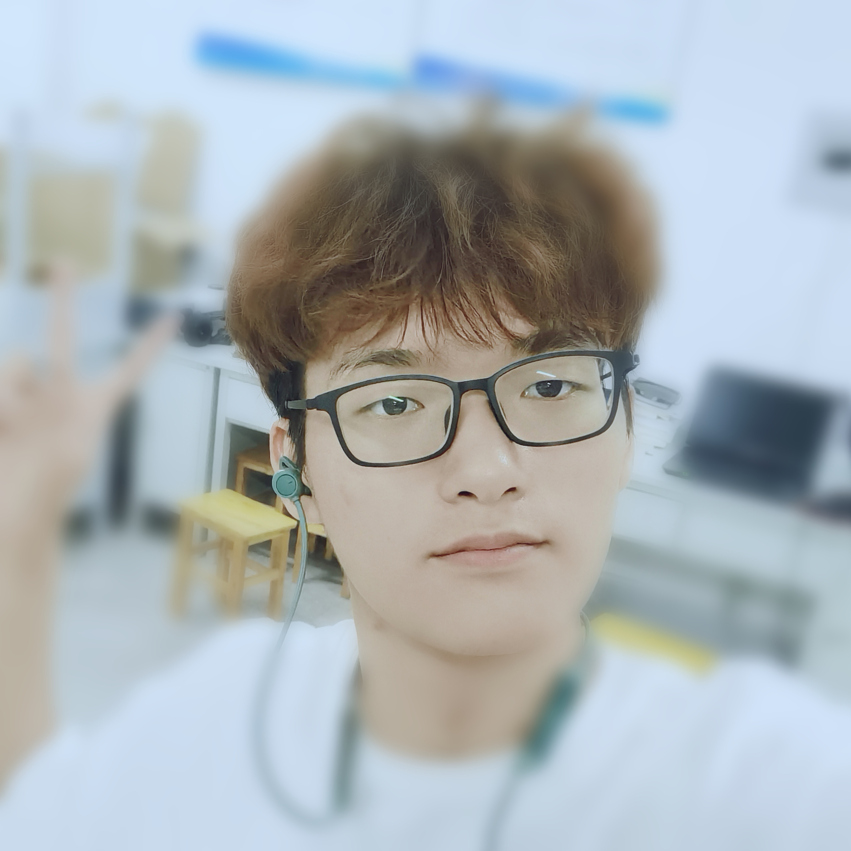 黄教员 照片