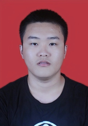 胡教员 照片
