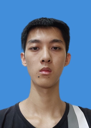 王教员 照片