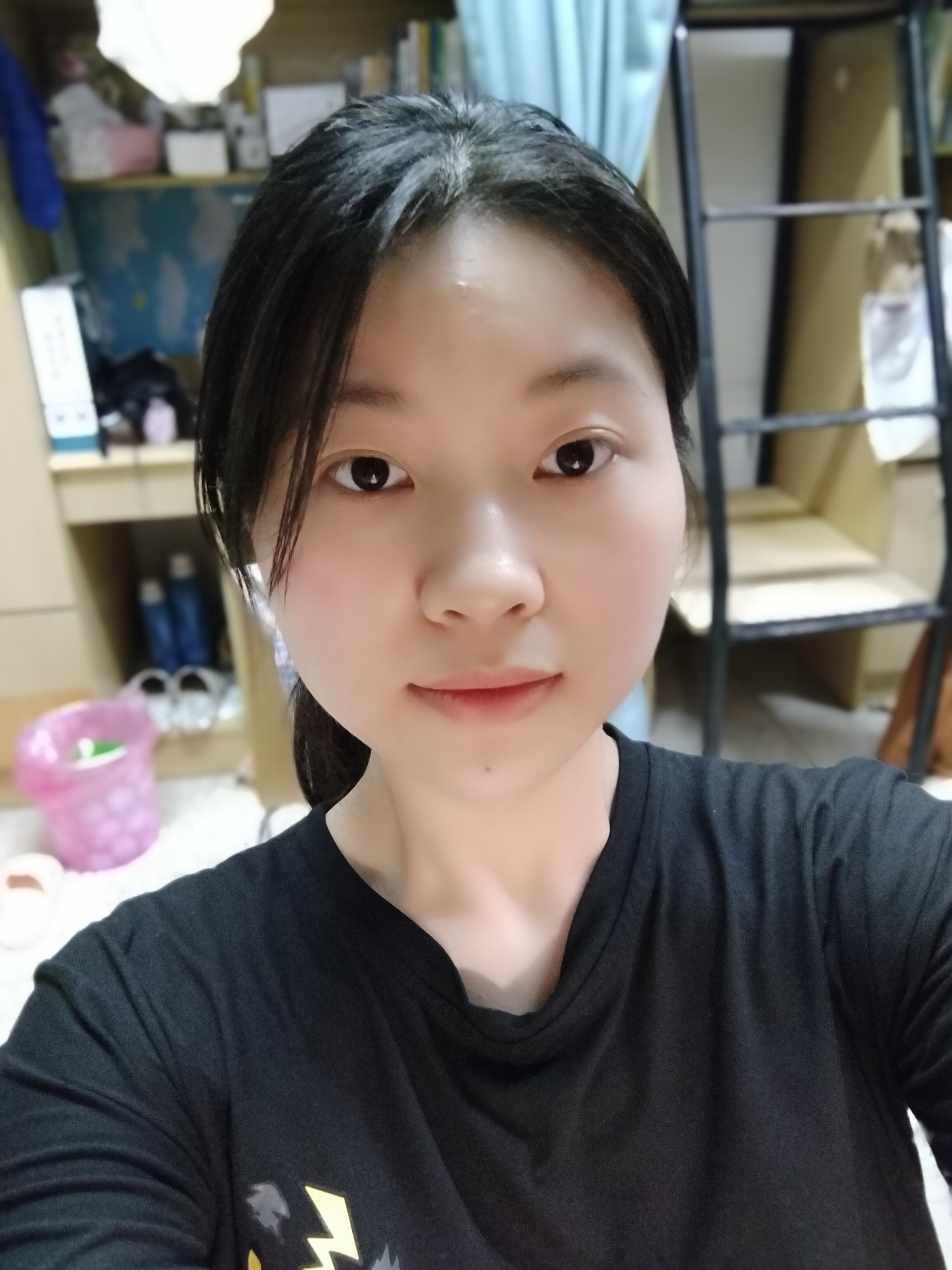 石教员 照片