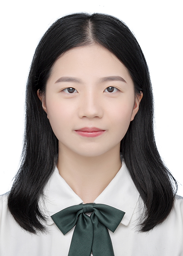 李教员 照片