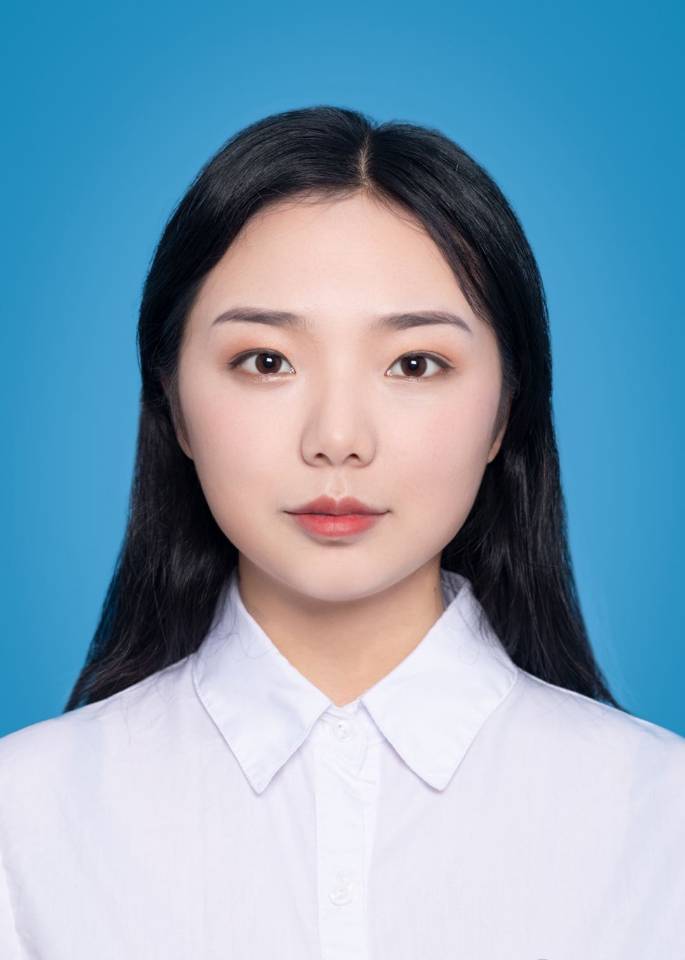 黄教员 照片