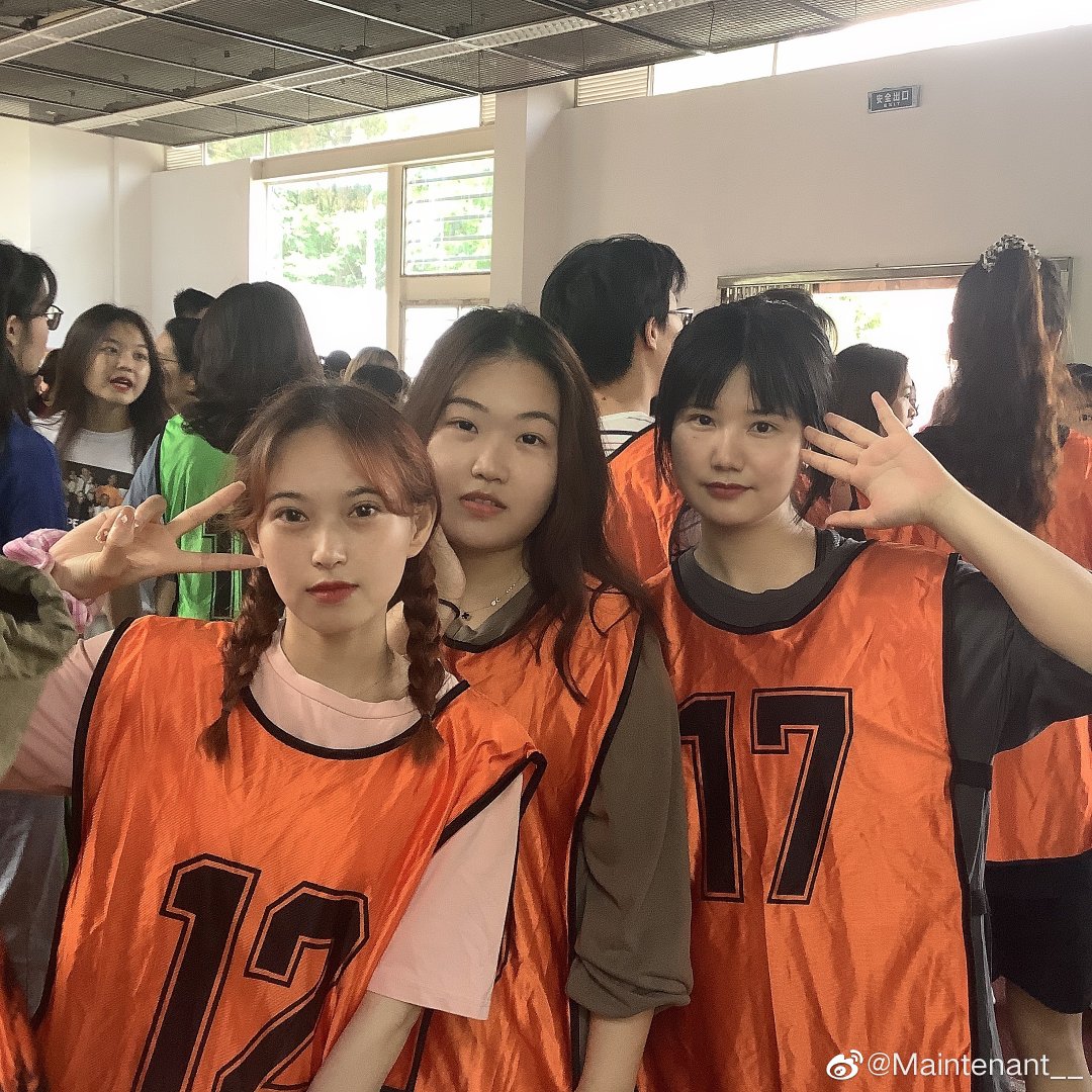 朱教员 照片