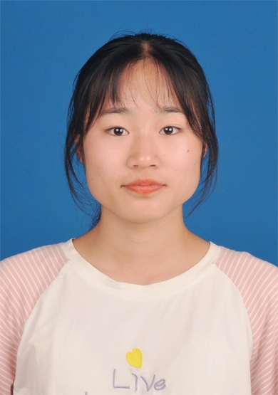 李教员 照片