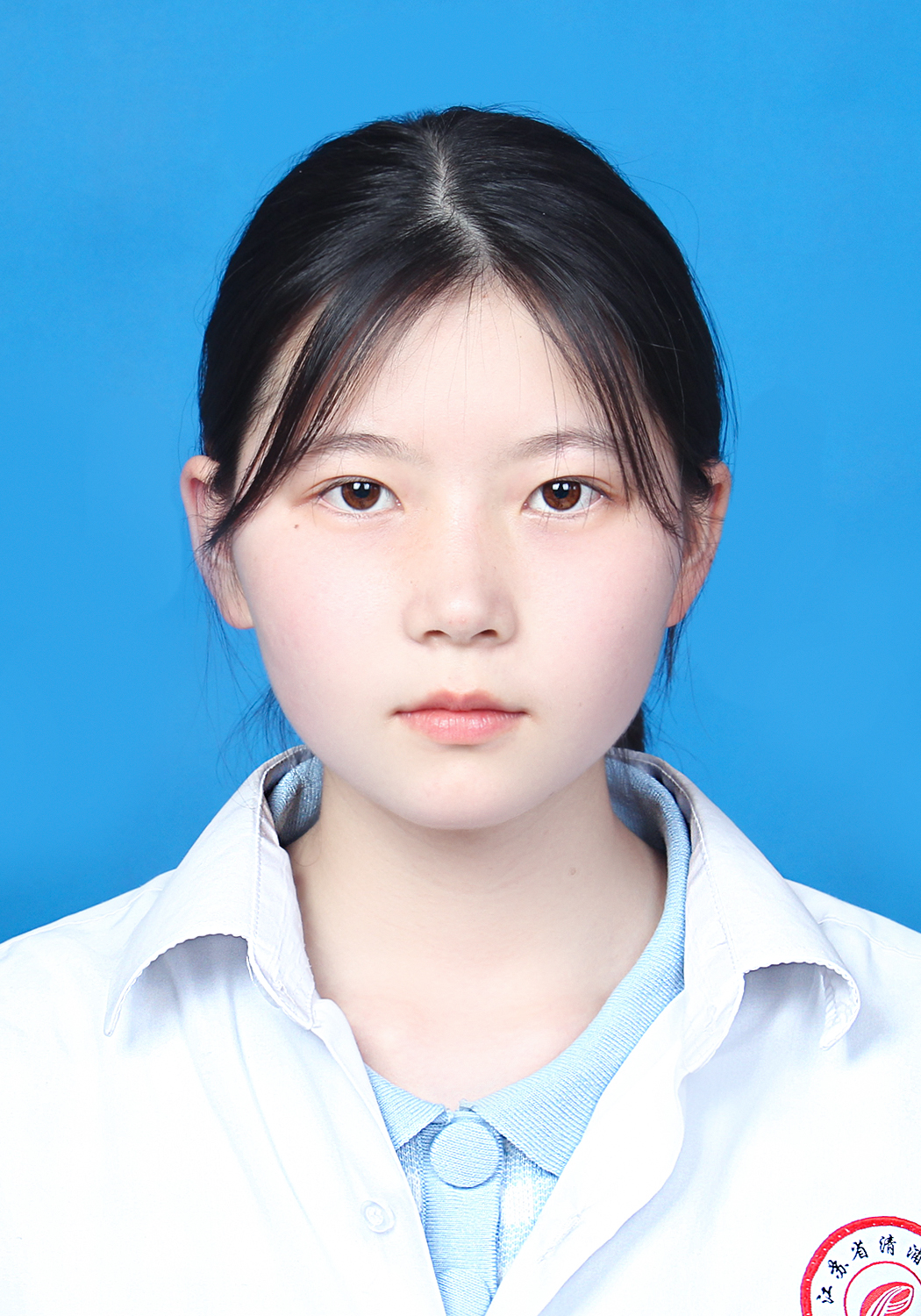 董教员 照片