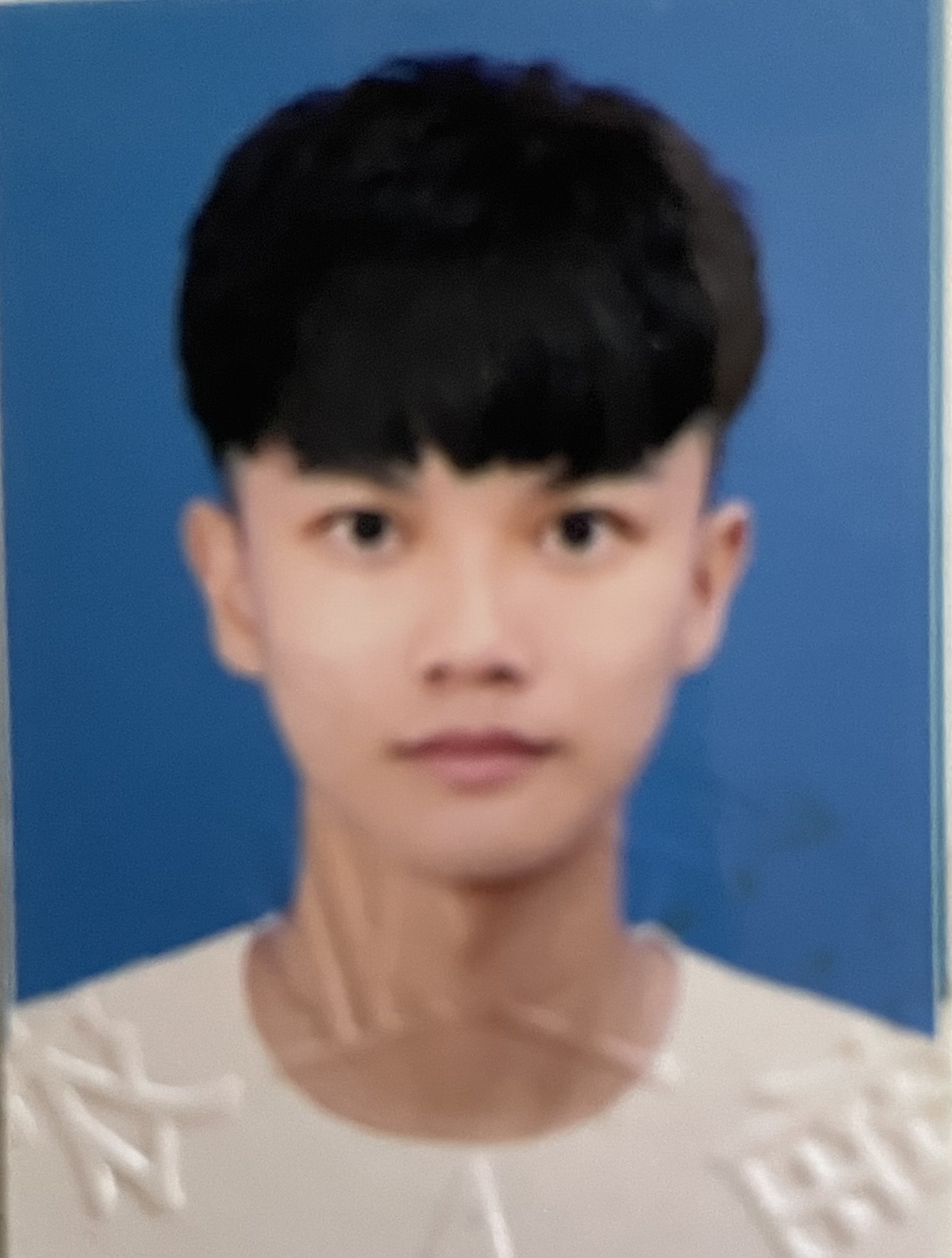 罗教员 照片