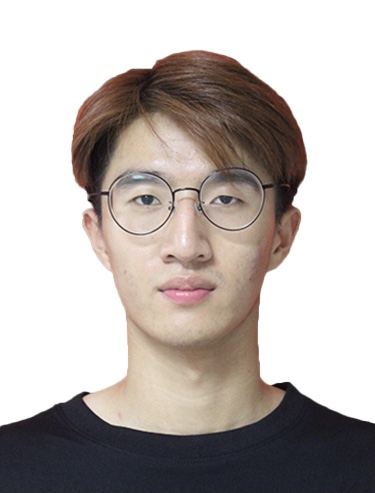 张教员 照片