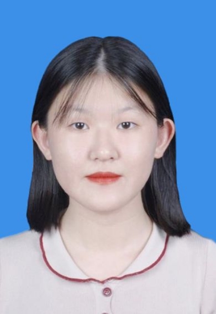 吕教员 照片
