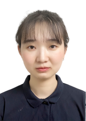 钱教员 照片