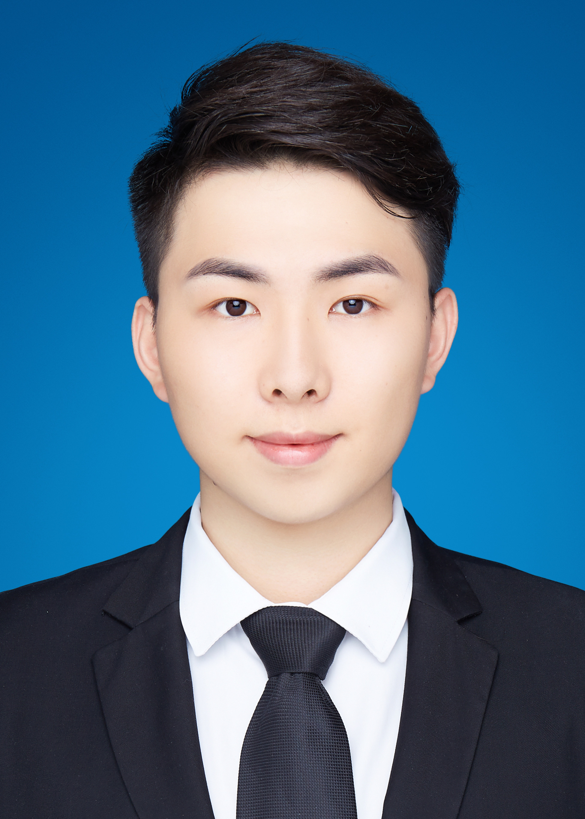 李教员 照片