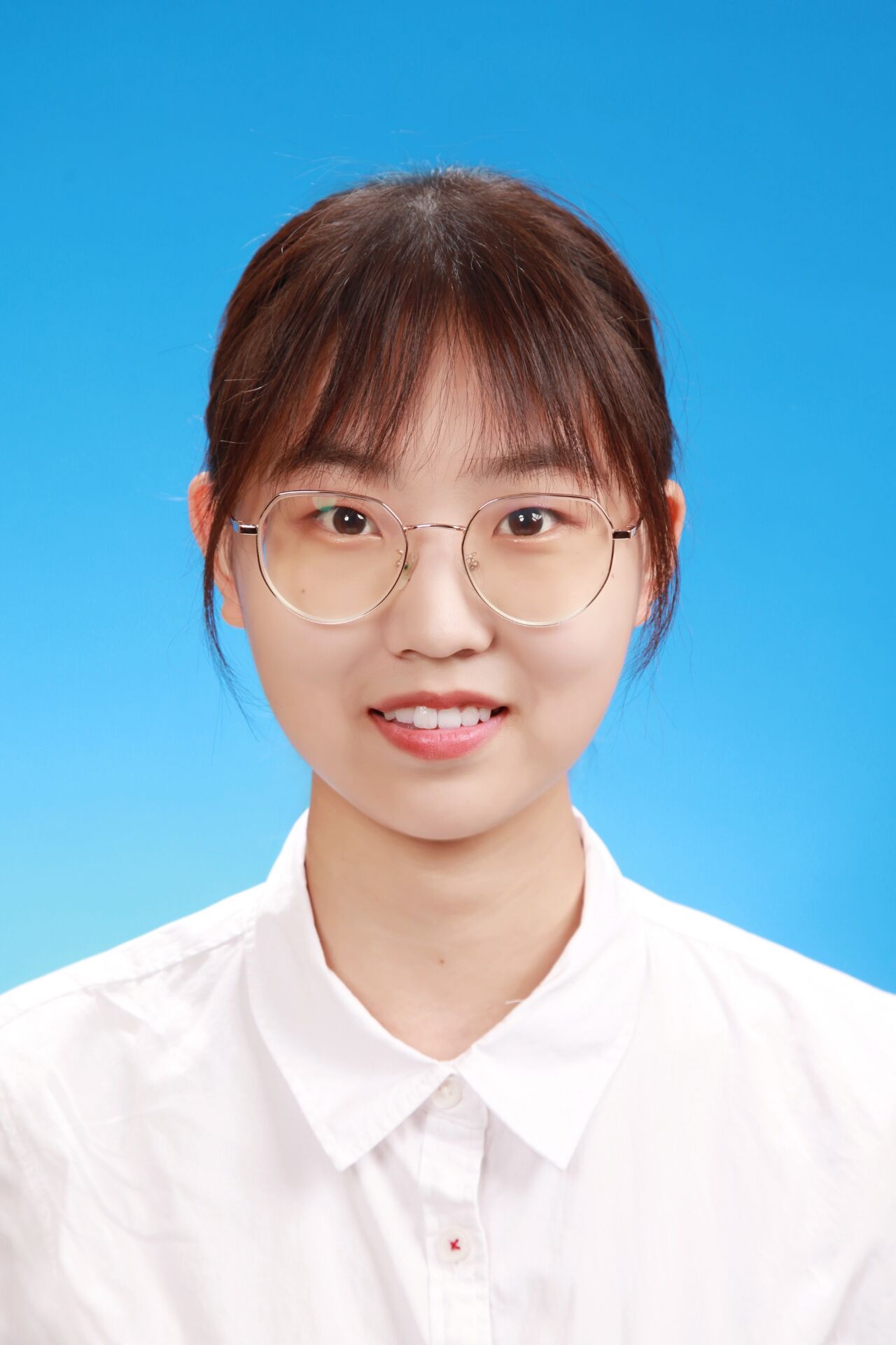 王教员 照片