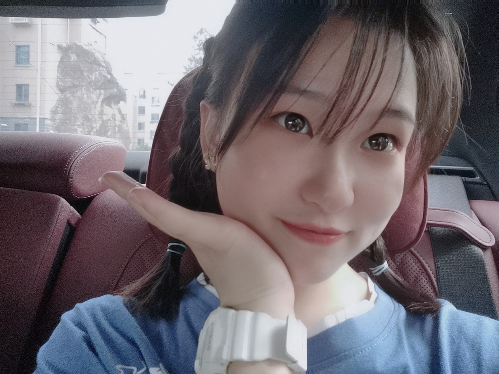 章教员 照片