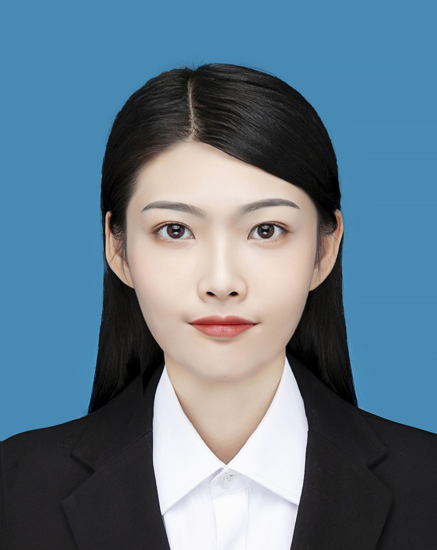 欧教员 照片