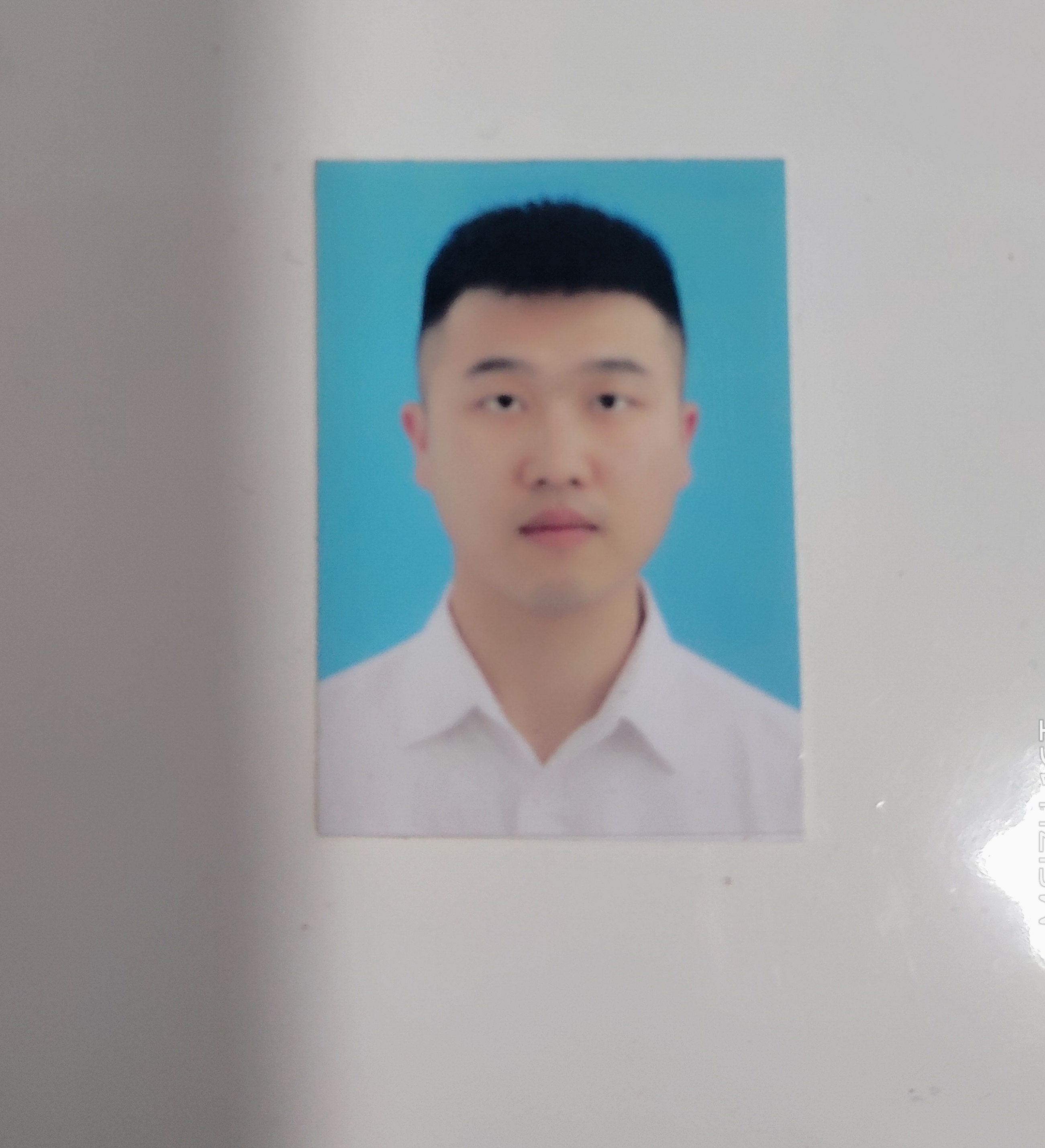 黄教员 照片