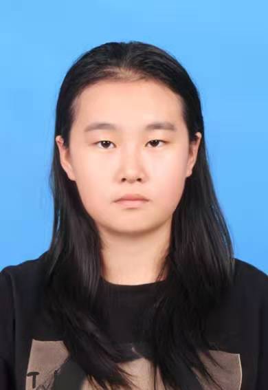李教员 照片