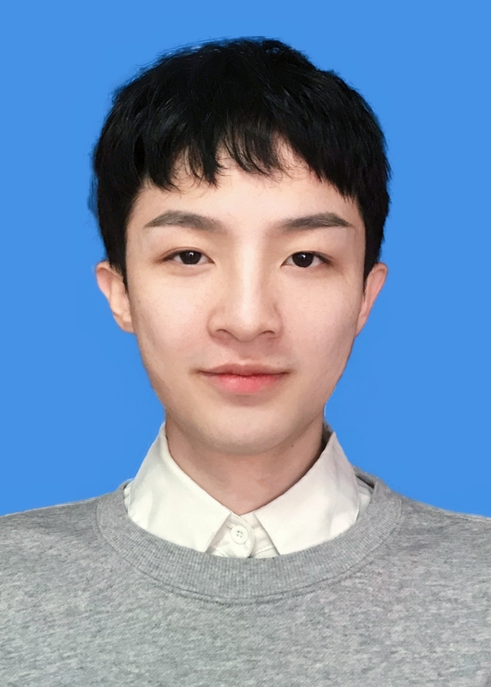 梁教员 照片