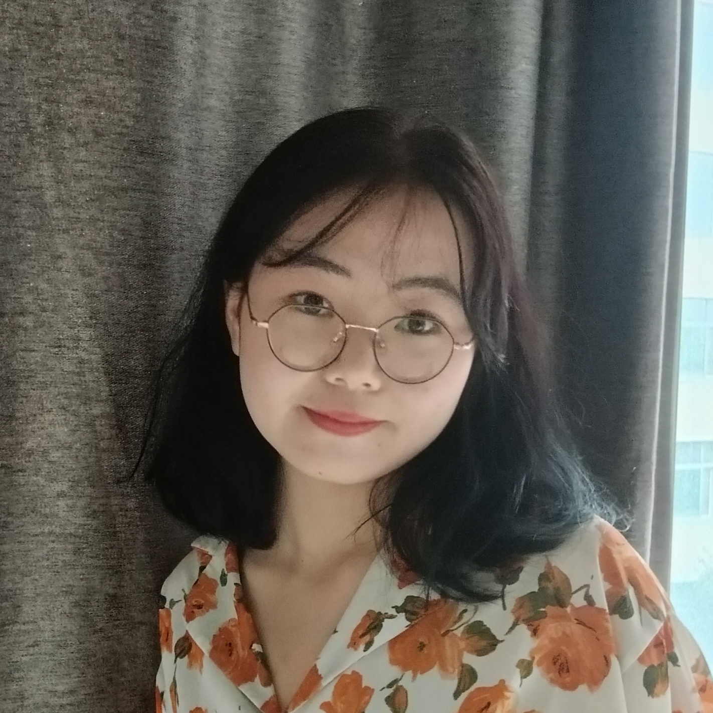 巨教员 照片
