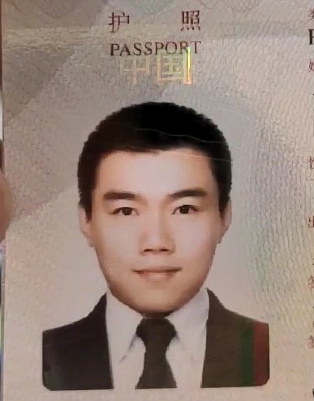 刘教员 照片