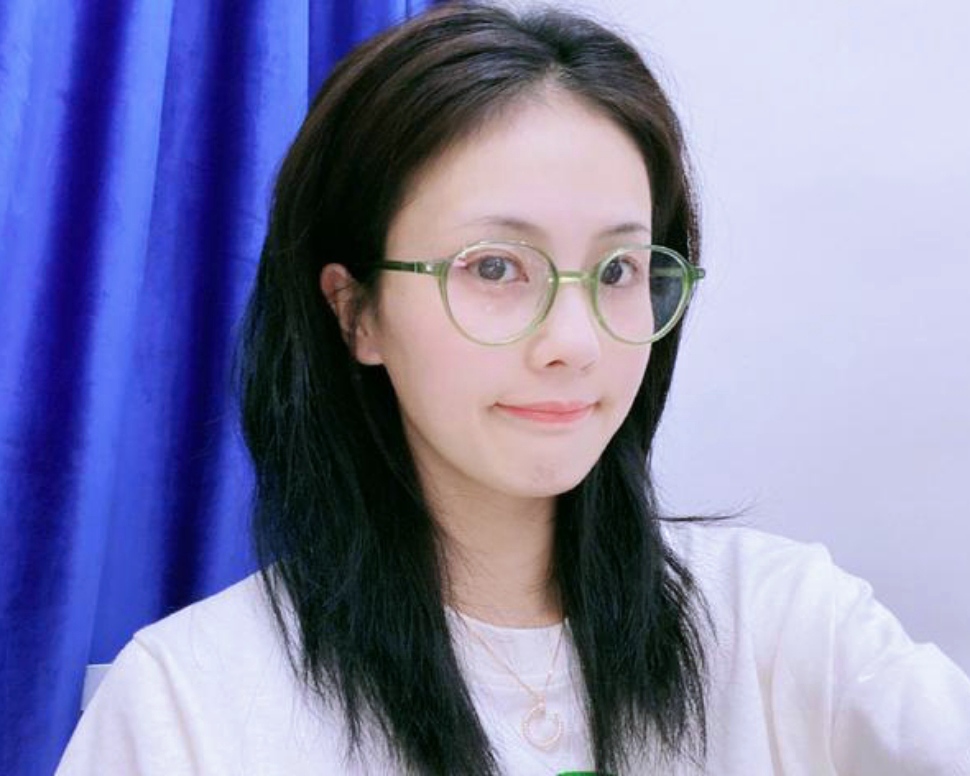 陈教员 照片